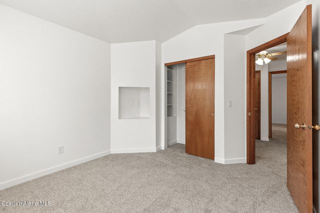 370 S Glenwood Dr, Post Falls, ID 83854