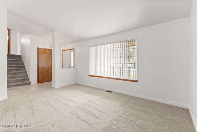 370 S Glenwood Dr, Post Falls, ID 83854