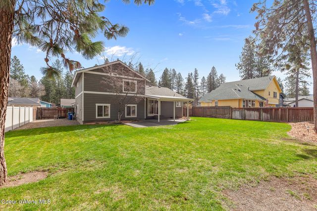 370 S Glenwood Dr, Post Falls, ID 83854