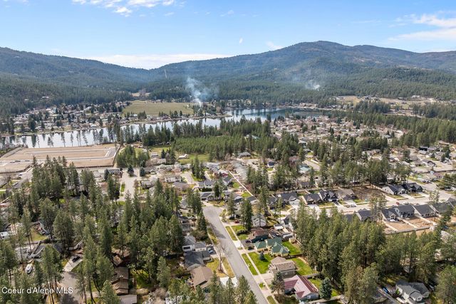 370 S Glenwood Dr, Post Falls, ID 83854