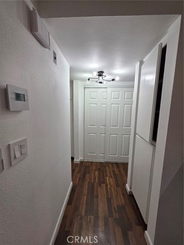 7800 Topanga Canyon 303, Canoga Park (los Angeles), CA 91304