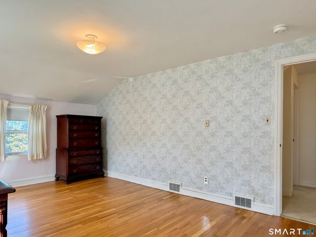 16 Aron Avenue, Waterbury, CT 06708