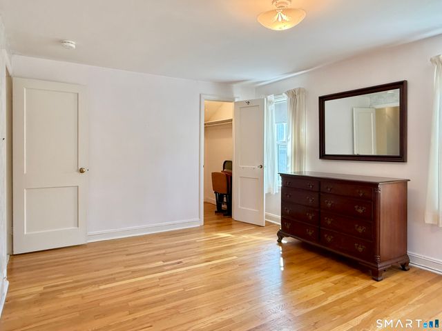 16 Aron Avenue, Waterbury, CT 06708