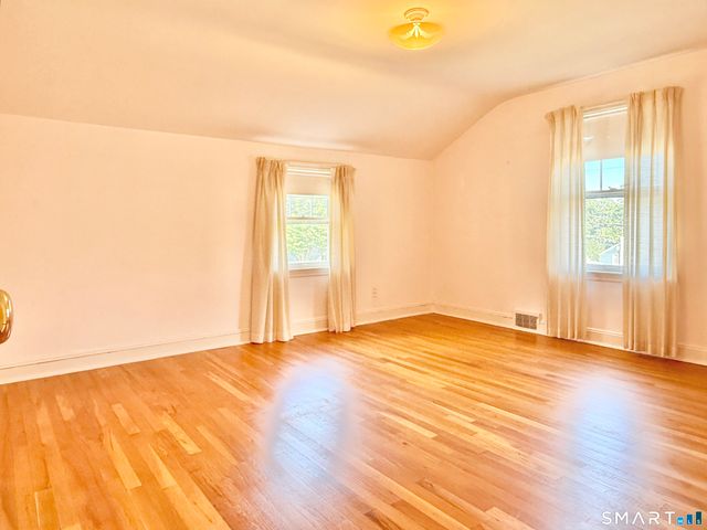 16 Aron Avenue, Waterbury, CT 06708