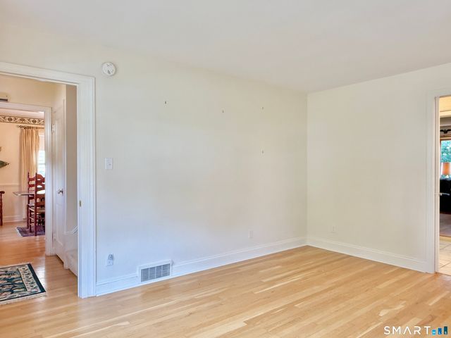 16 Aron Avenue, Waterbury, CT 06708