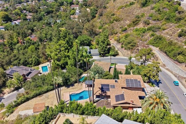 1900 Sherer Lane, Glendale, CA 91208