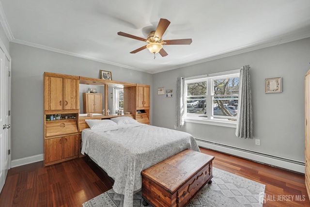 70 Oxford Road, Colonia, NJ 07067