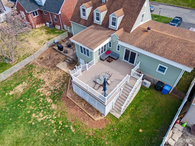 70 Oxford Road, Colonia, NJ 07067