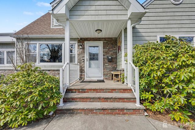 70 Oxford Road, Colonia, NJ 07067