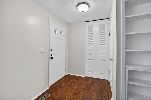 2847 Mossy Brink Court, Deerfield Twp., OH 45039