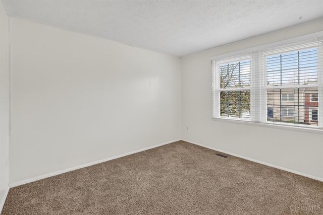 2847 Mossy Brink Court, Deerfield Twp., OH 45039