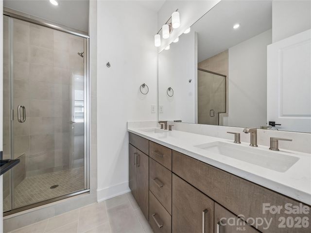 3652 S Tryon Street, Charlotte, NC 28217