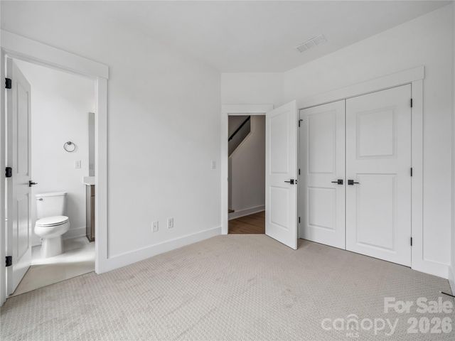 3652 S Tryon Street, Charlotte, NC 28217