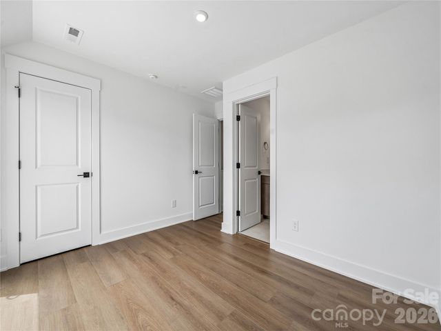 3652 S Tryon Street, Charlotte, NC 28217