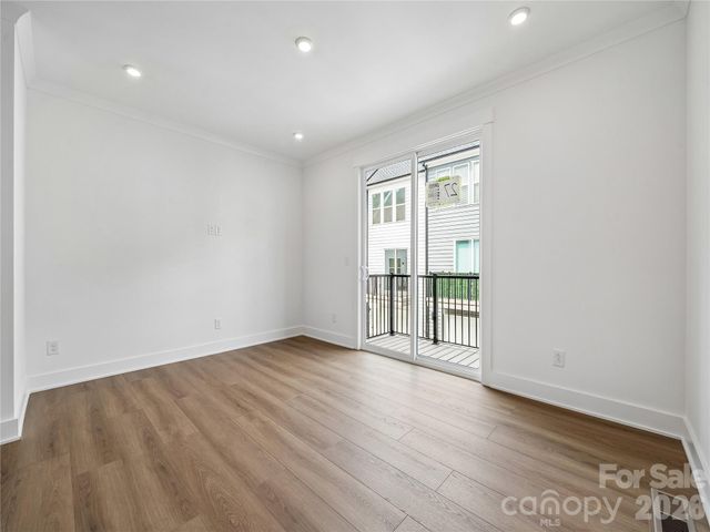 3652 S Tryon Street, Charlotte, NC 28217