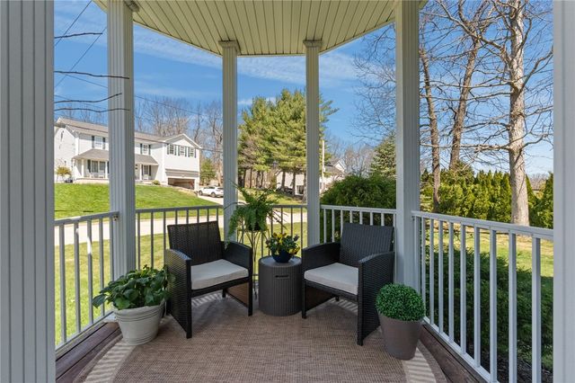 25 Red Hawk Drive, Cranston, RI 02921