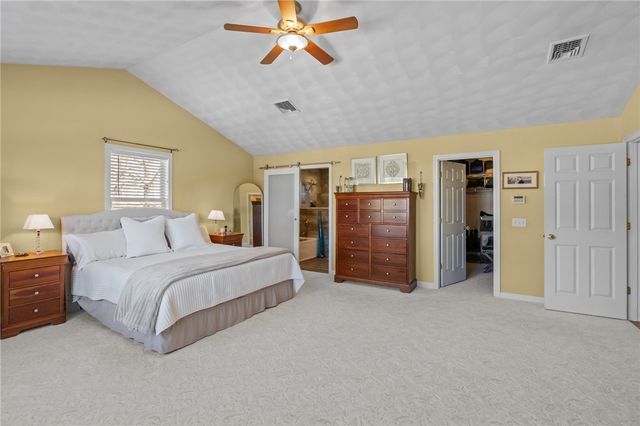 25 Red Hawk Drive, Cranston, RI 02921