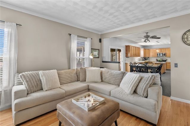 25 Red Hawk Drive, Cranston, RI 02921