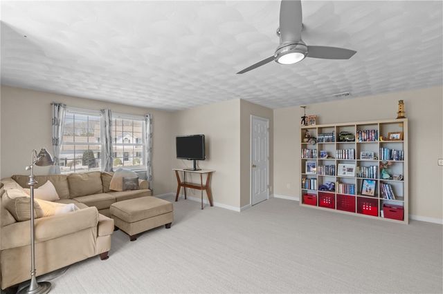 25 Red Hawk Drive, Cranston, RI 02921