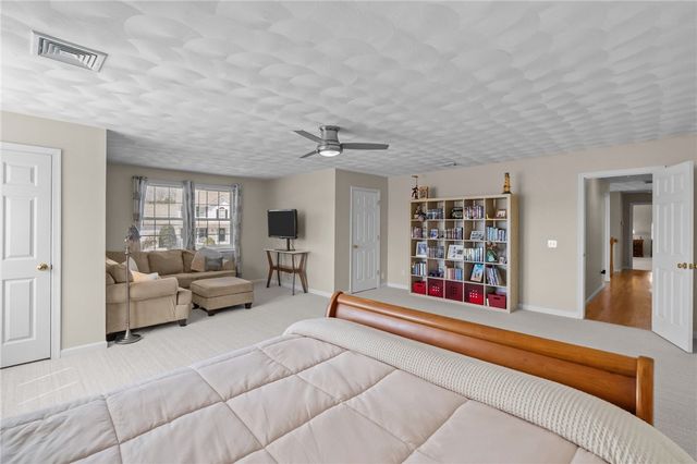 25 Red Hawk Drive, Cranston, RI 02921