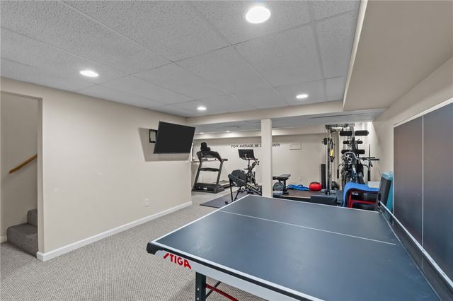 25 Red Hawk Drive, Cranston, RI 02921