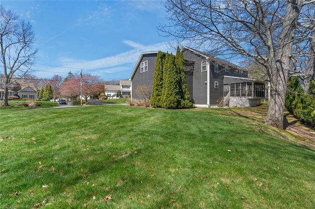 25 Red Hawk Drive, Cranston, RI 02921