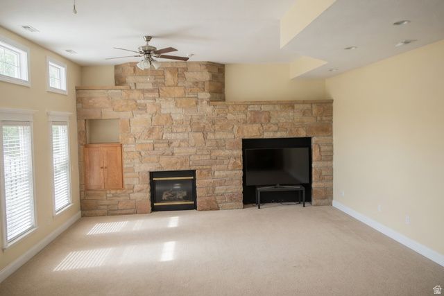 8938 S MIDVALLEY DR, West Jordan, UT 84088