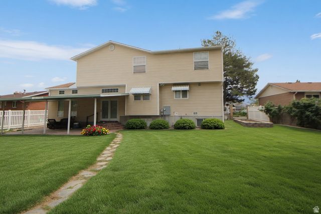 8938 S MIDVALLEY DR, West Jordan, UT 84088