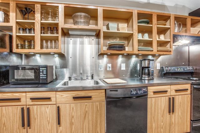 1122 Jackson Street 322, Dallas, TX 75202