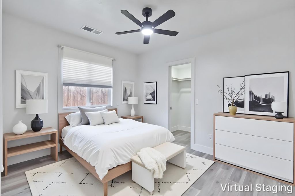 Image 23 of property listing at 706 S Encina Street, Visalia, CA 93277