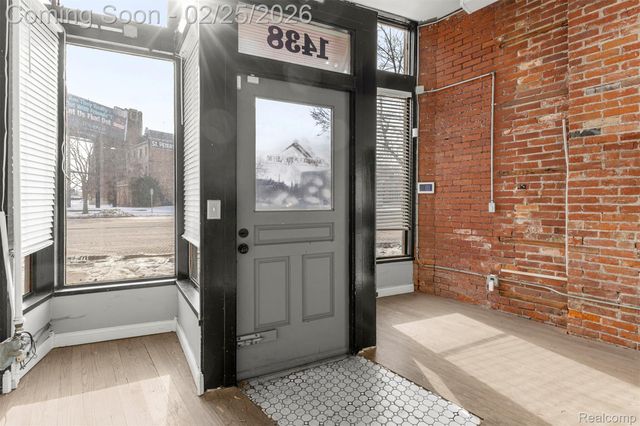 1438 Michigan Ave, Detroit, MI 48216