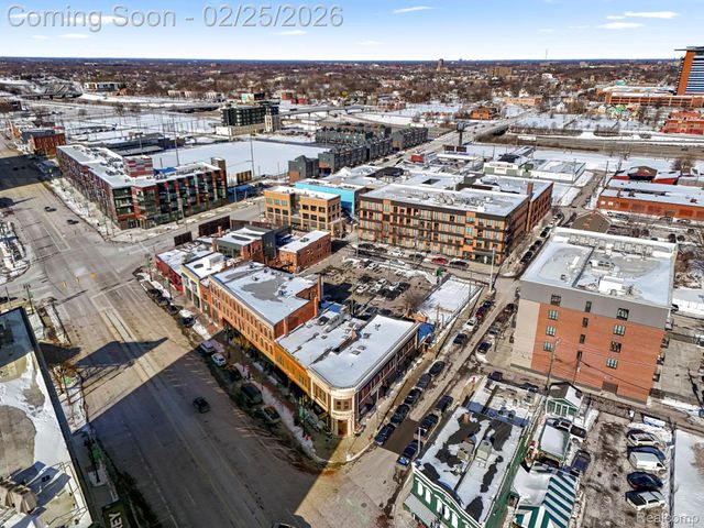 1438 Michigan Ave, Detroit, MI 48216