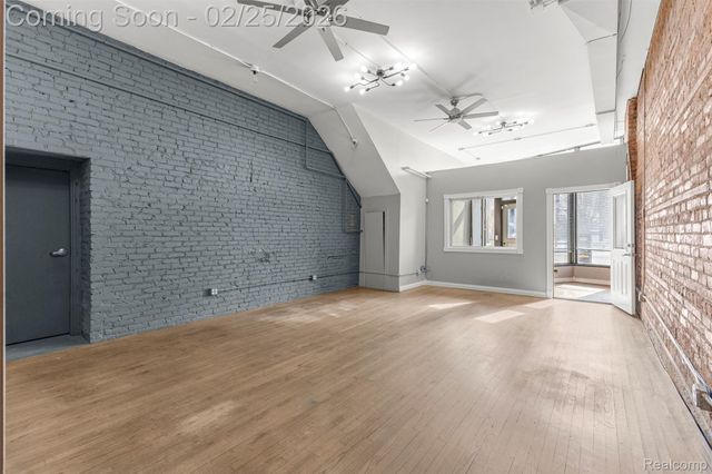 1438 Michigan Ave, Detroit, MI 48216