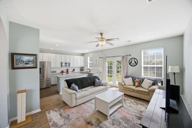 8981 N Red Maple Circle, Summerville, SC 29485