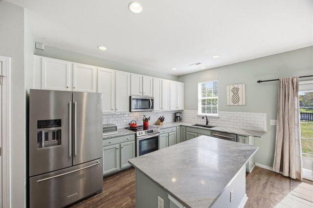 8981 N Red Maple Circle, Summerville, SC 29485