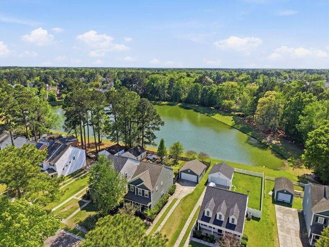 8981 N Red Maple Circle, Summerville, SC 29485