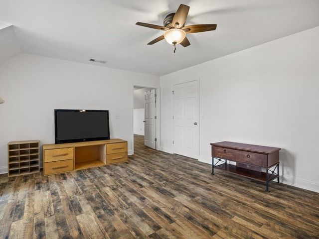 510 Cole Road, Campobello, SC 29322