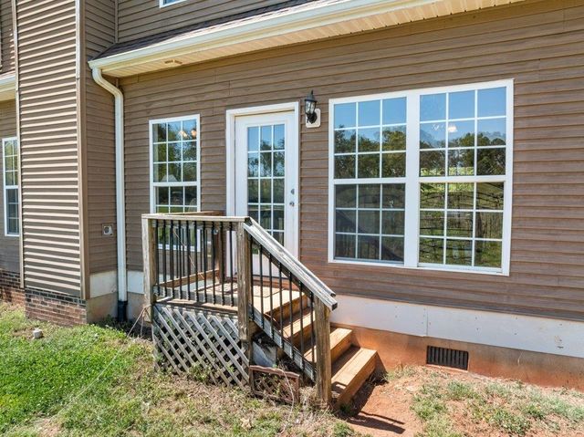 510 Cole Road, Campobello, SC 29322