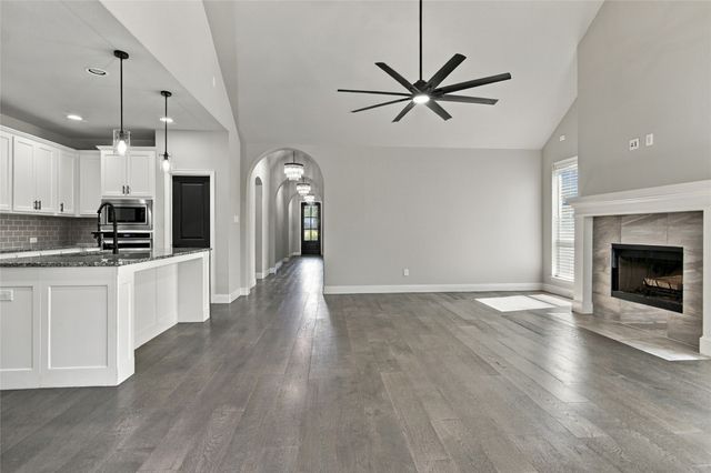 12209 Prudence Drive, Fort Worth, TX 76052