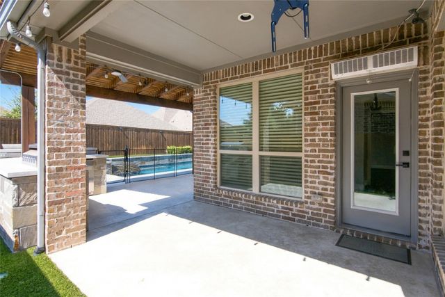12209 Prudence Drive, Fort Worth, TX 76052