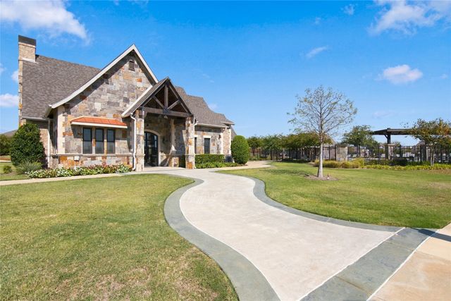12209 Prudence Drive, Fort Worth, TX 76052