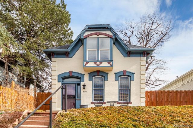 2530 Arapahoe Street, Denver, CO 80205