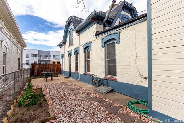 2530 Arapahoe Street, Denver, CO 80205