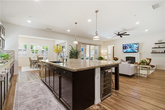 4977 Hydepark Drive, Agoura Hills, CA 91301