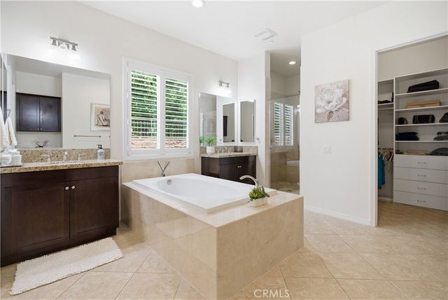 4977 Hydepark Drive, Agoura Hills, CA 91301