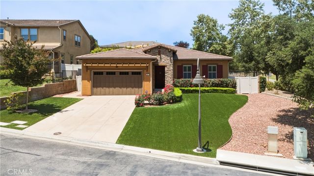 4977 Hydepark Drive, Agoura Hills, CA 91301