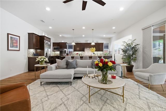 4977 Hydepark Drive, Agoura Hills, CA 91301