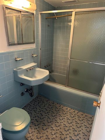 3215 H Avenue 3p, Brooklyn, NY 11210