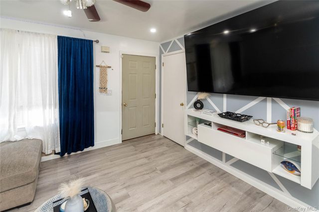 8 Fourth Street, Godeffroy, NY 12729