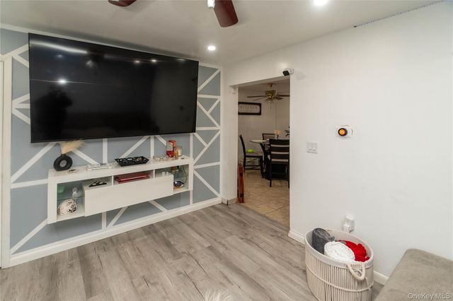 8 Fourth Street, Godeffroy, NY 12729